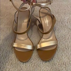 Charles David Rose Gold Tan wedges